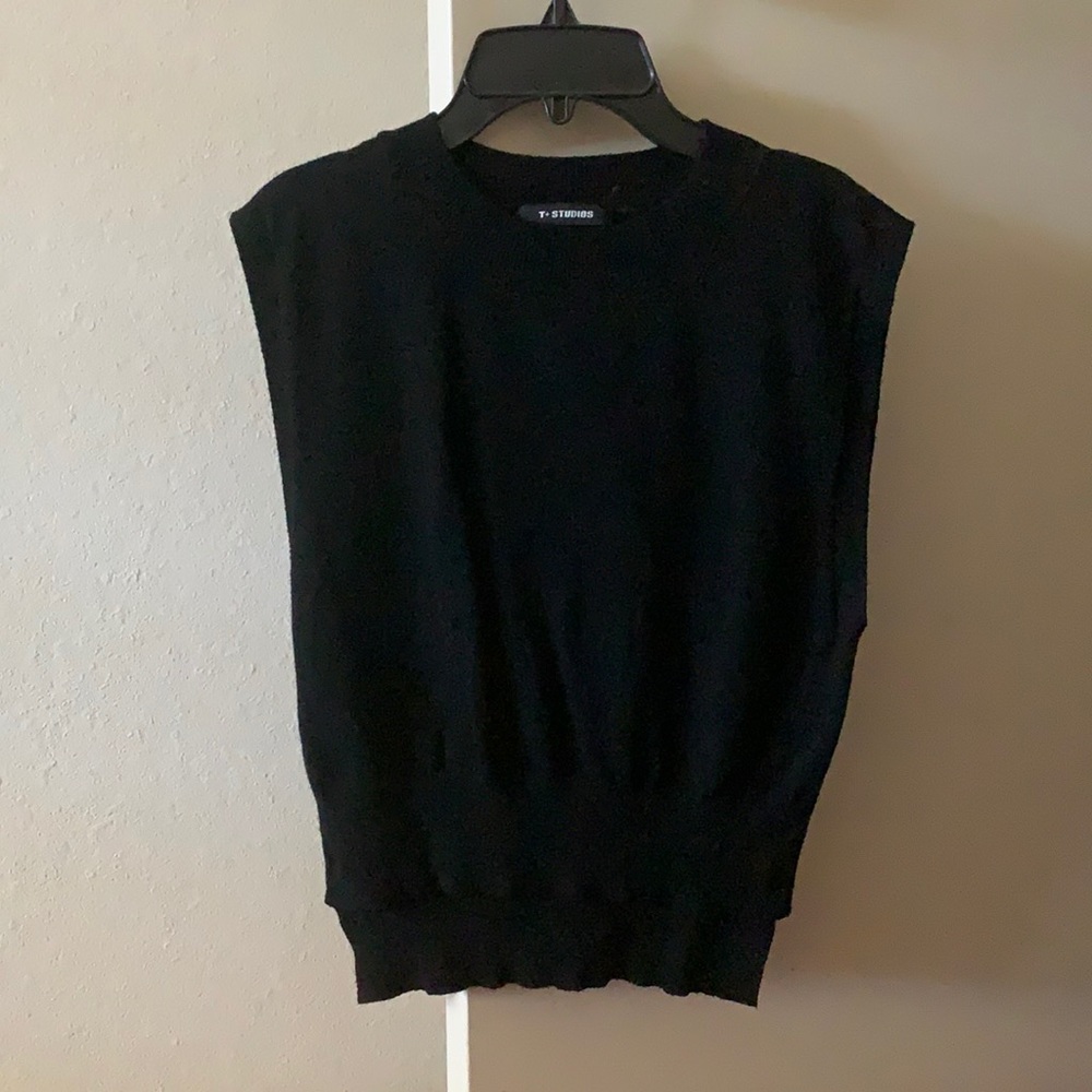 Knit Sleeveless  top